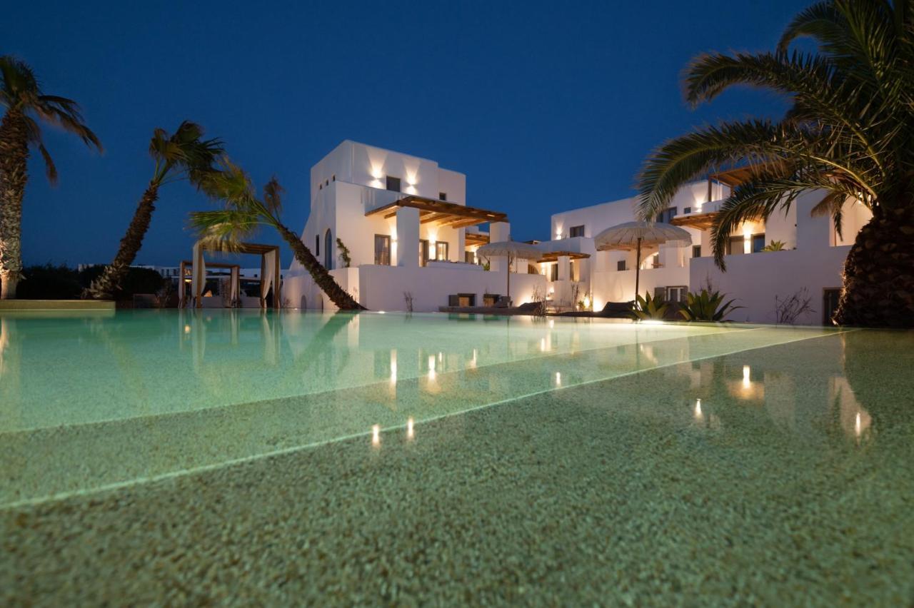 Kosmitis & Naousa (Paros)
